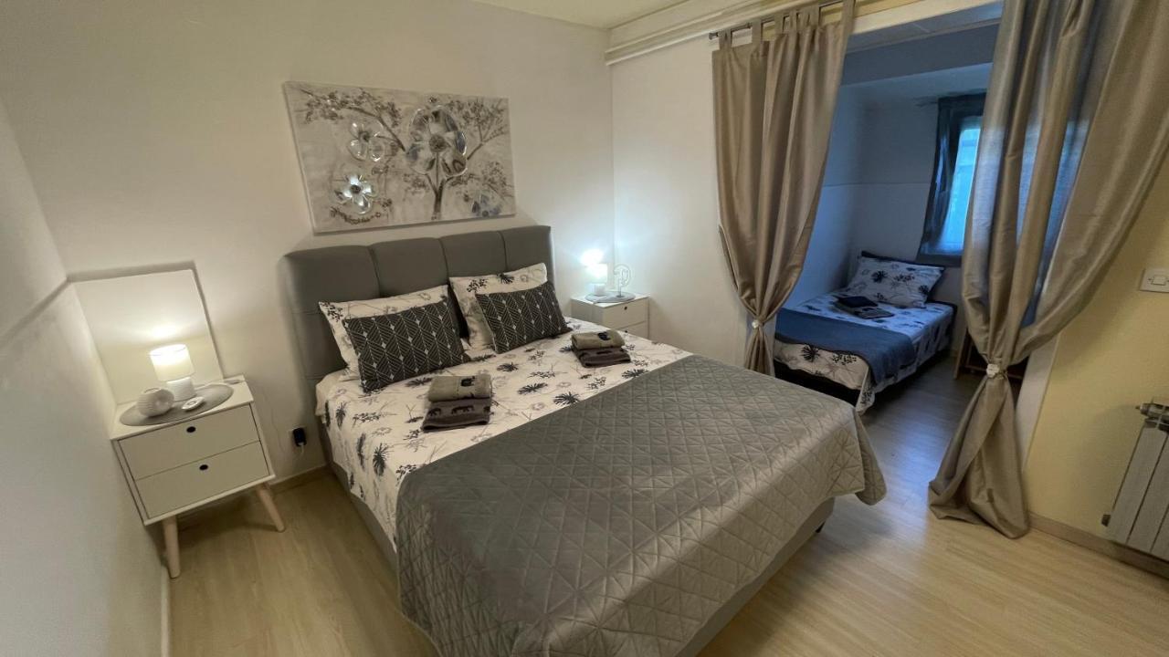 Lux Apartment Barbara 포레치 외부 사진